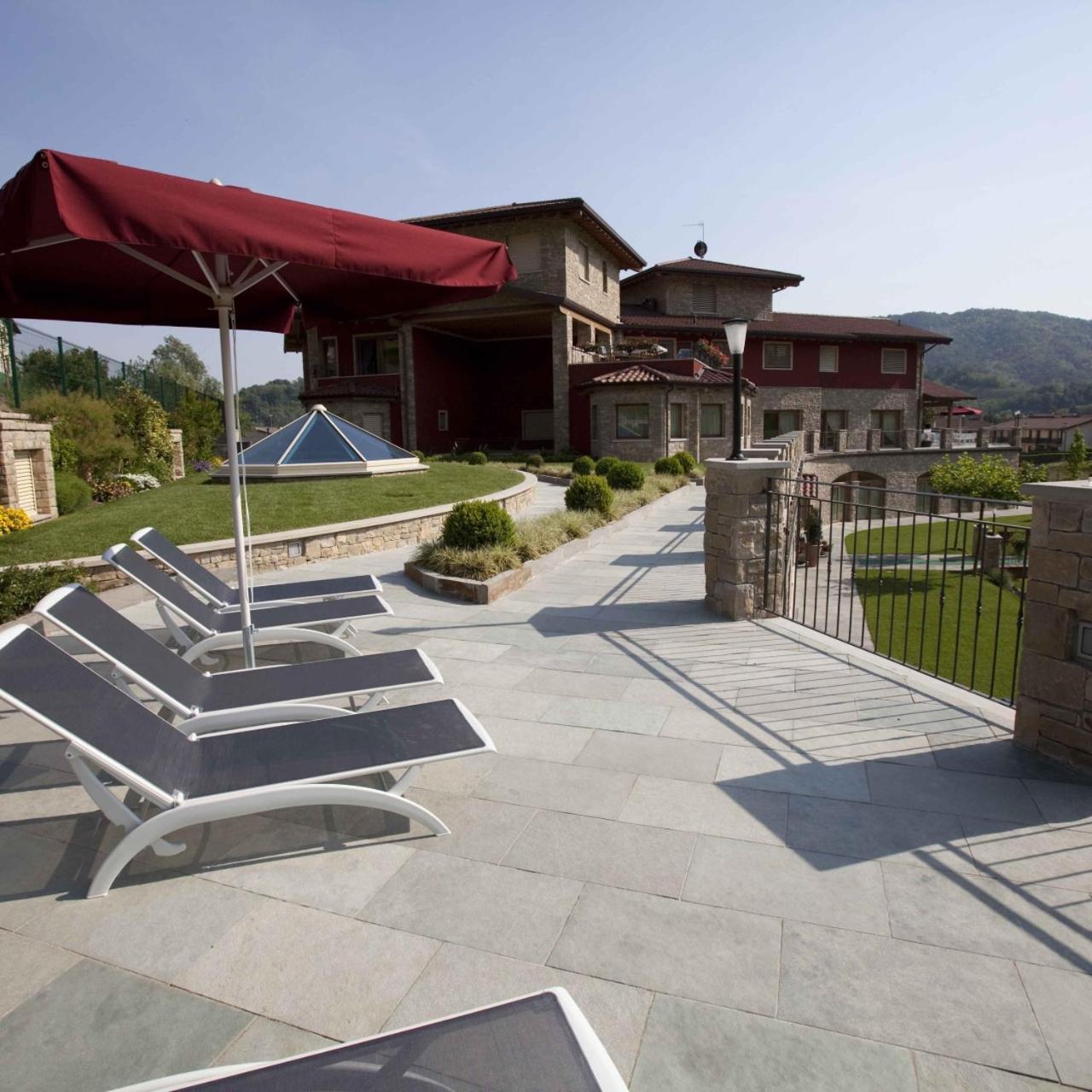 Bes Hotel Terme Di Palazzago Buitenkant foto