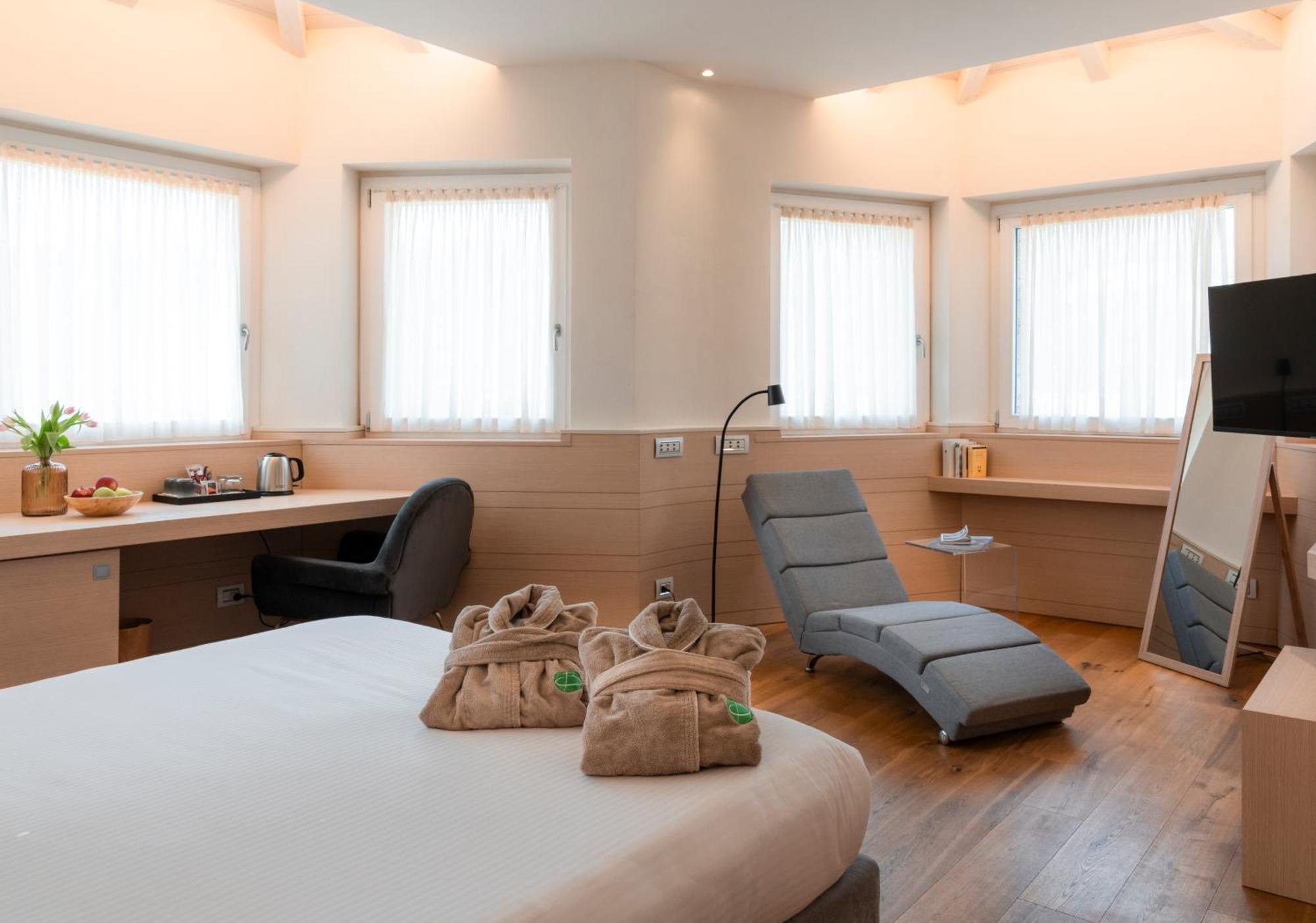 Bes Hotel Terme Di Palazzago Buitenkant foto