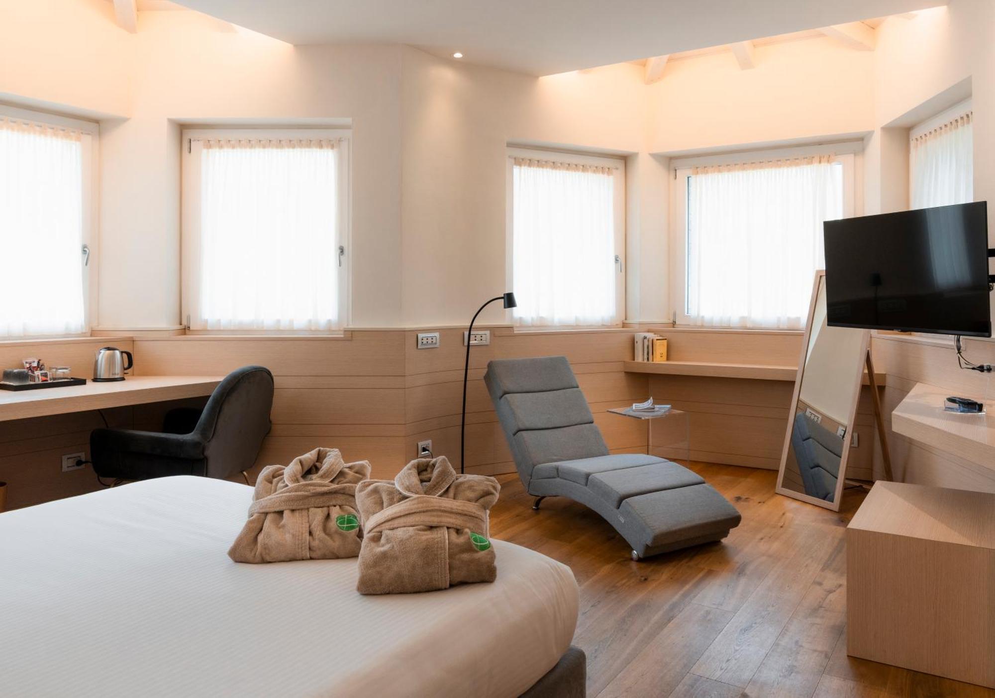 Bes Hotel Terme Di Palazzago Buitenkant foto